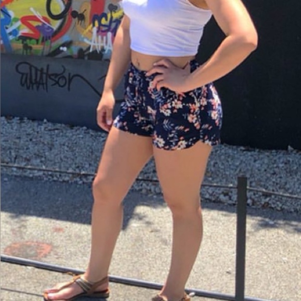 Floral Navy Women's Shorts